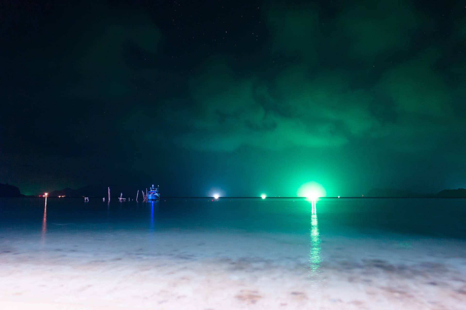 Lumières vertes dans le golfe de Thaïlande : qu’est-ce que c’est ?