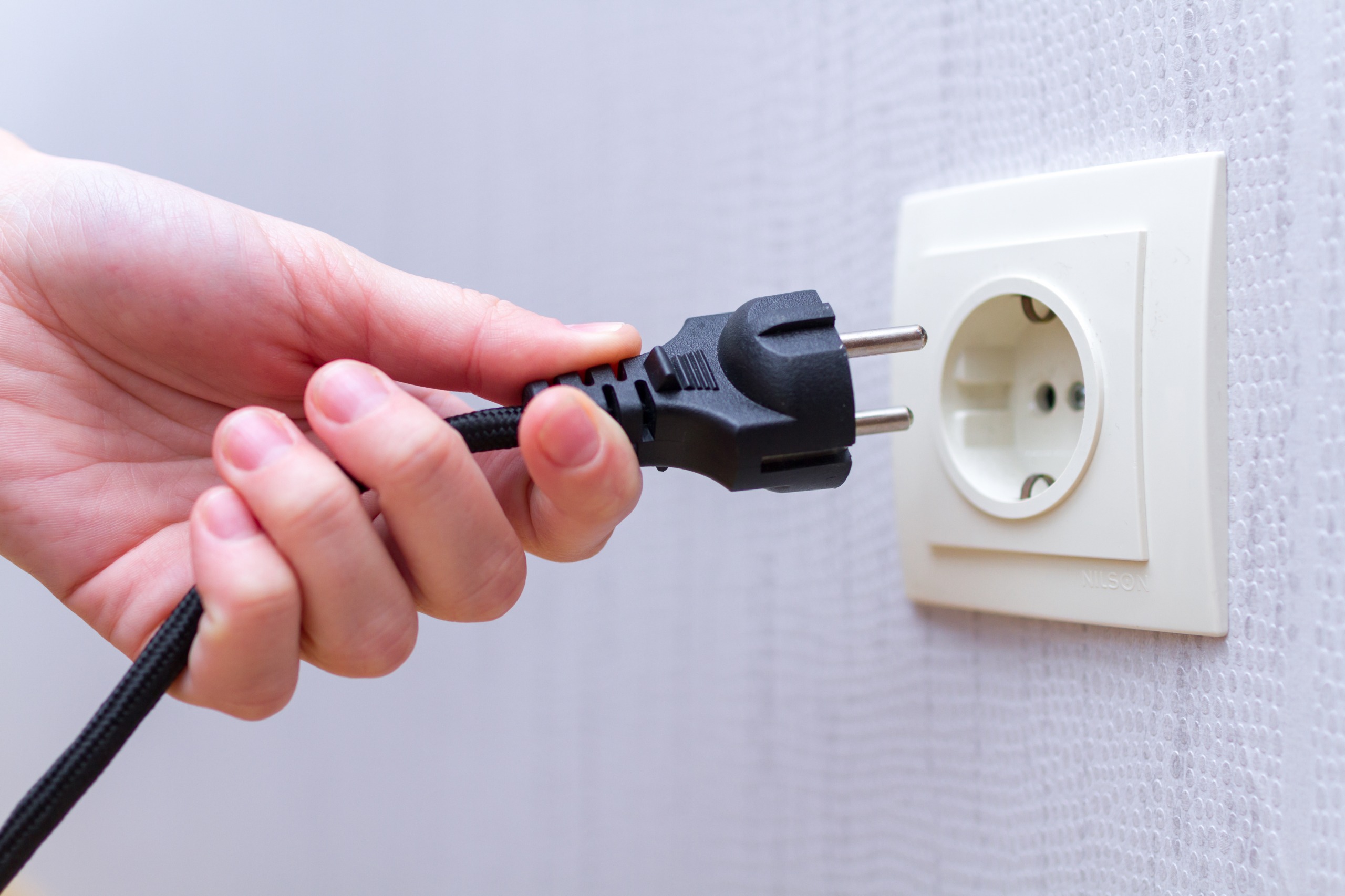 Fautil un adaptateur pour nos prises électriques en Tunisie ? Agence Alyssa
